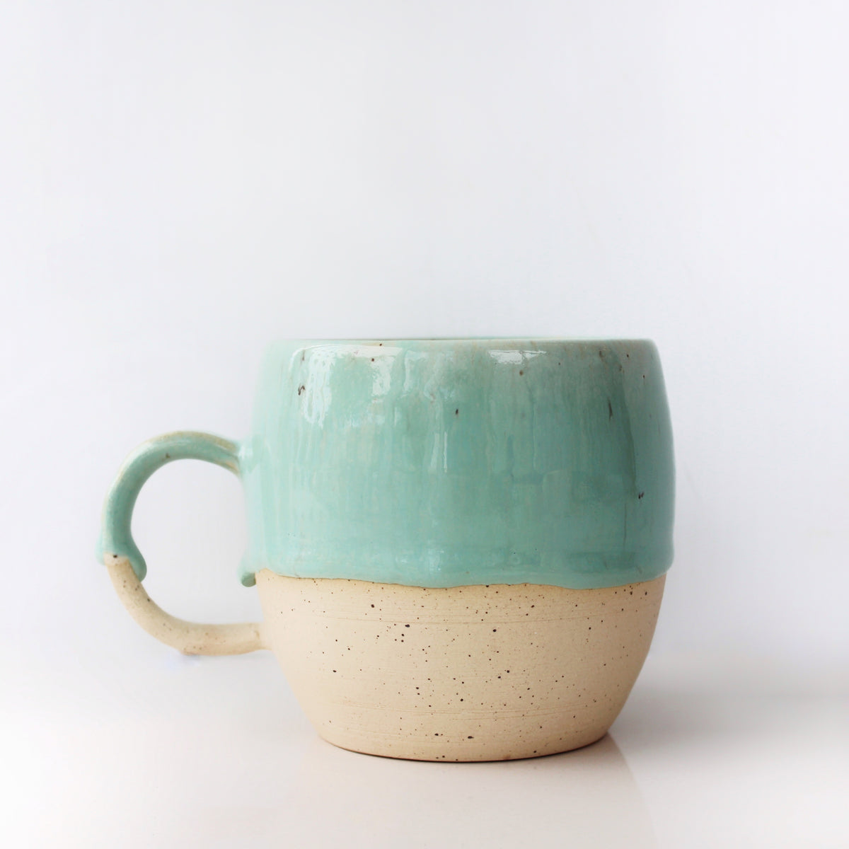 Tasse Oil Spill